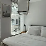 Danes Uzutekis *